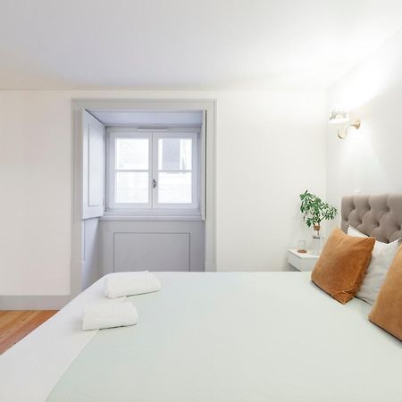 Double Room With Private Wc In Shared House In Downtown Lisboa Kültér fotó