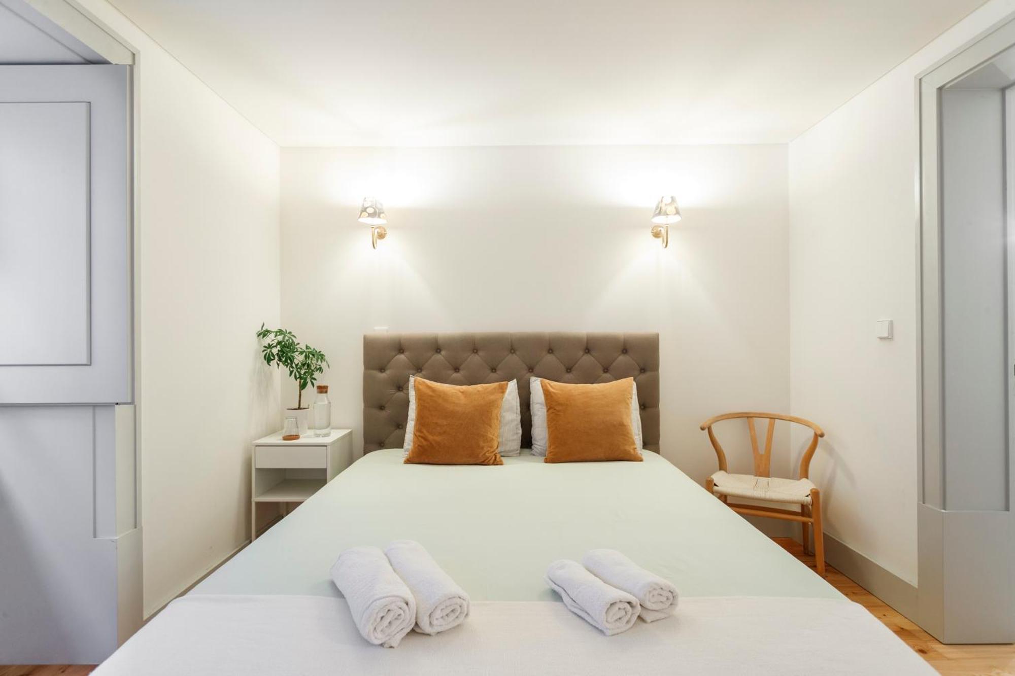 Double Room With Private Wc In Shared House In Downtown Lisboa Kültér fotó
